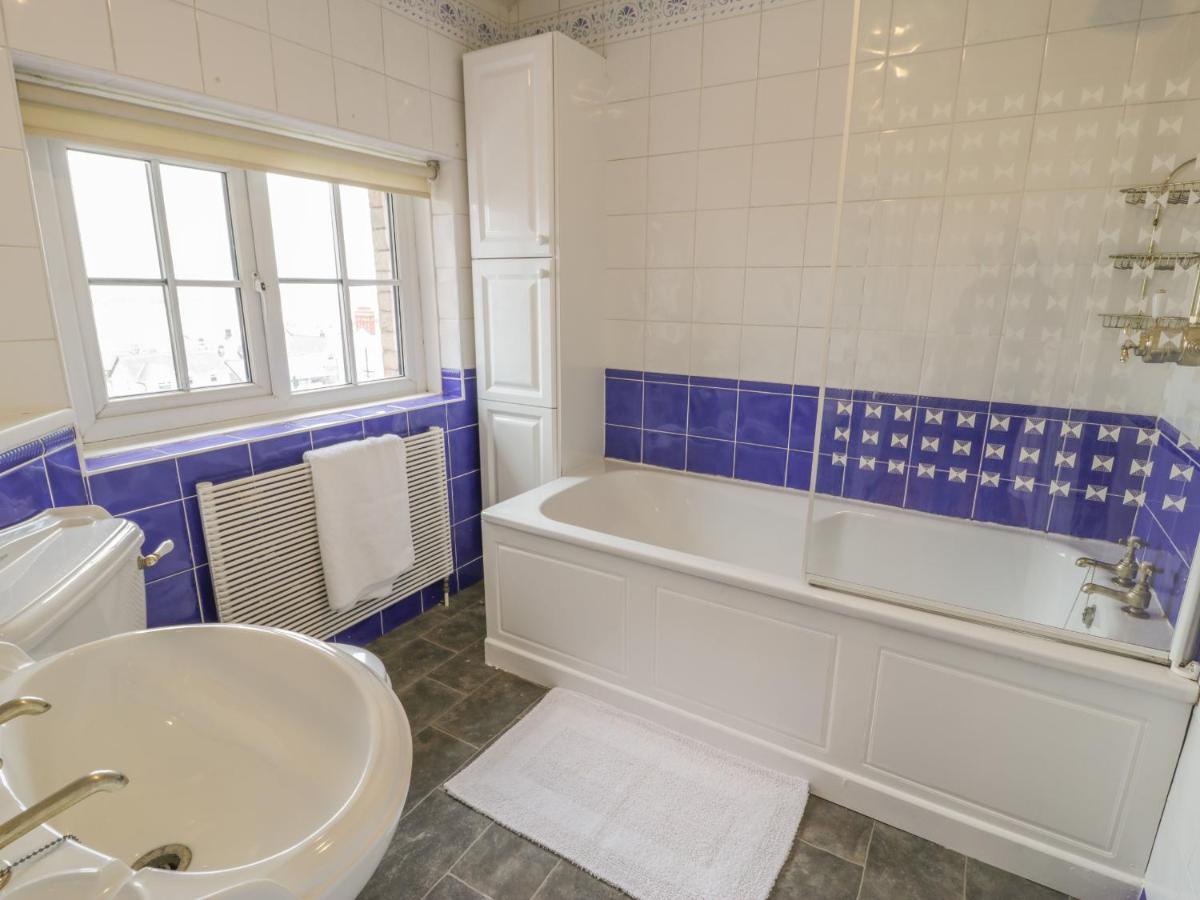 Preswylfa Villa Карнарфон Екстериор снимка